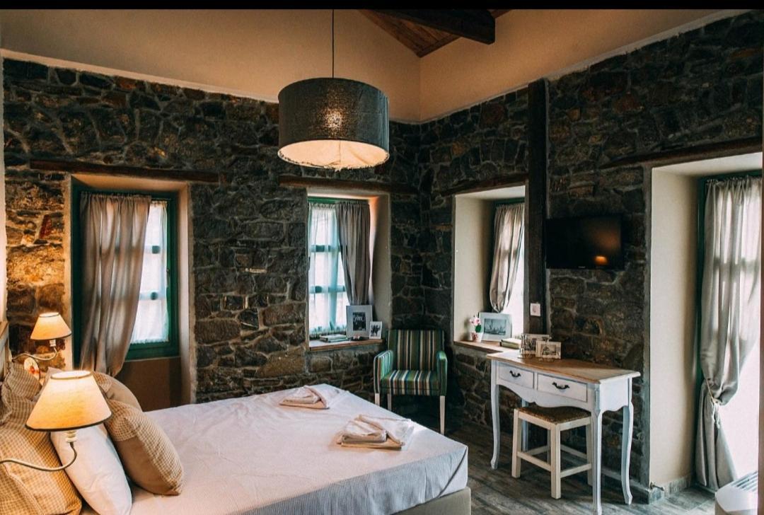 Axiokersa Suites Samothráki Exterior foto